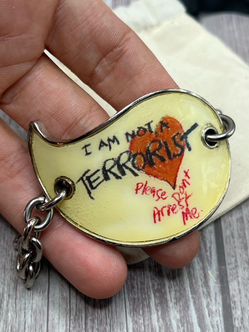 GRAIL! 🪐VIVIENNE WESTWOOD “I Am Not A Terrorist” Bracelet AW05/06 Y2K VTG RARE